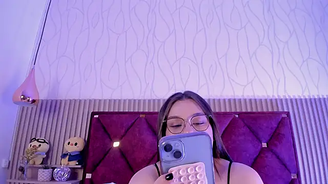 Snapshot of Ivybloom_ chatting on 22, 5, 2026 Ivybloom online show from 22, 5, 2026