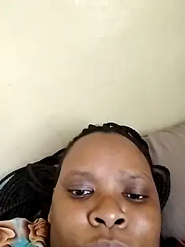 Snapshot of Azizzah chatting on 21, 5, 2026 Azizzah online show from 21, 5, 2026