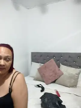 Snapshot of Charlotte_Prado chatting on 18, 5, 2026 Charlotte Prado online show from 18, 5, 2026