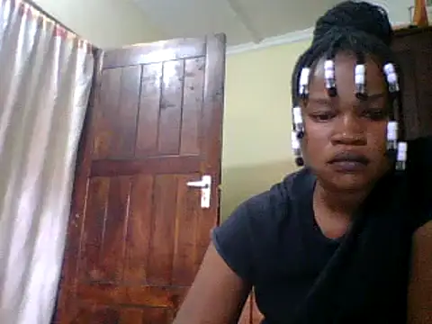Snapshot of Beauty0001 chatting on 19, 7, 2026 Beauty0001 online show from 19, 7, 2026