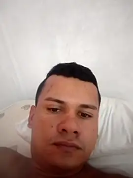 latinosexi11 online show from 17, 5, 2026