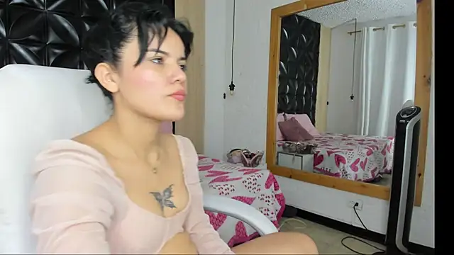 Snapshot of Lia__Kalifa chatting on 17, 6, 2026 Lia Kalifa online show from 17, 6, 2026