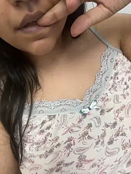 cherry420baee online show from 7, 6, 2026
