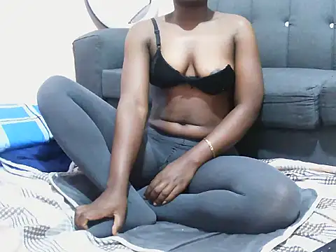 Snapshot of Sweet_Rosy chatting on 8, 6, 2026 Sweet Rosy online show from 8, 6, 2026