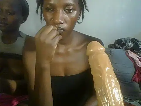 Snapshot of SleekCandy_petites chatting on 25, 5, 2026 SleekCandy petites online show from 25, 5, 2026