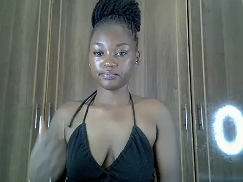 Snapshot of catalina245 chatting on 12, 7, 2026 catalina245 online show from 12, 7, 2026