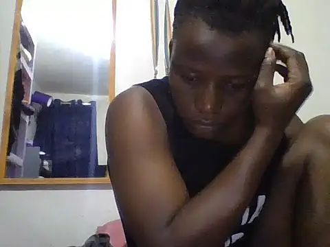 Snapshot of yourdreamgirlT chatting on 21, 6, 2026 yourdreamgirlT online show from 21, 6, 2026