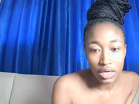 Snapshot of pinky_aura22 chatting on 9, 7, 2026 pinky aura22 online show from 9, 7, 2026