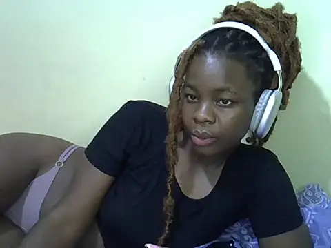 Snapshot of nyla_shal chatting on 16, 6, 2026 nyla shal online show from 16, 6, 2026