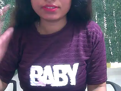 Snapshot of shallykaur chatting on 10, 6, 2026 shallykaur online show from 10, 6, 2026