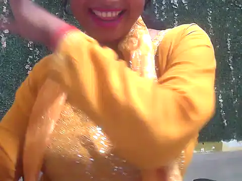 Snapshot of shallykaur chatting on 12, 6, 2026 shallykaur online show from 12, 6, 2026