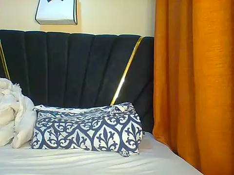 Snapshot of petite_cuteass chatting on 27, 6, 2026 petite cuteass online show from 27, 6, 2026