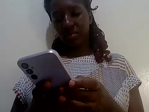 Snapshot of Sexy-chocolate2 chatting on 12, 6, 2026 Sexy-chocolate2 online show from 12, 6, 2026