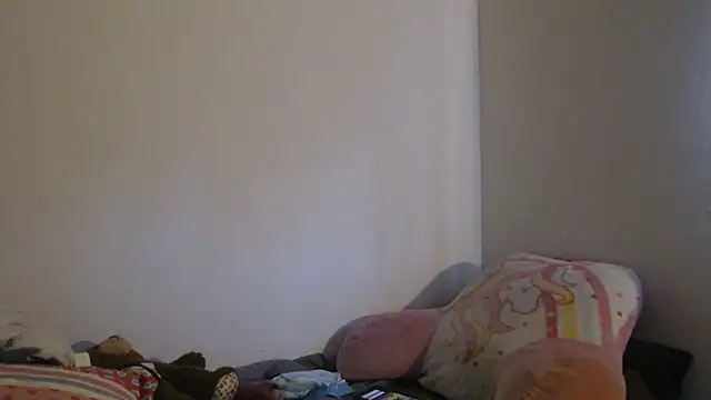 Snapshot of MamaBee88 chatting on 17, 6, 2026 MamaBee88 online show from 17, 6, 2026