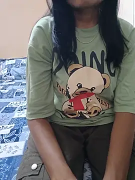 Snapshot of Shanaya_001 chatting on 24, 5, 2026 Shanaya 001 online show from 24, 5, 2026