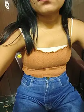 Snapshot of Shanaya_001 chatting on 27, 5, 2026 Shanaya 001 online show from 27, 5, 2026
