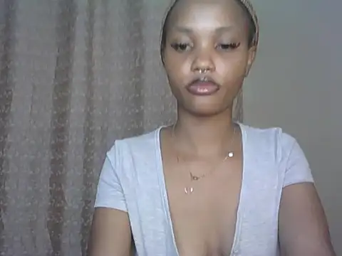 PrettyT5 online show from 25, 6, 2026