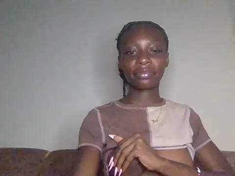 Snapshot of miss_petite0 chatting on 10, 6, 2026 miss petite0 online show from 10, 6, 2026