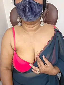 MISS-LOVEV online show from 5, 7, 2026