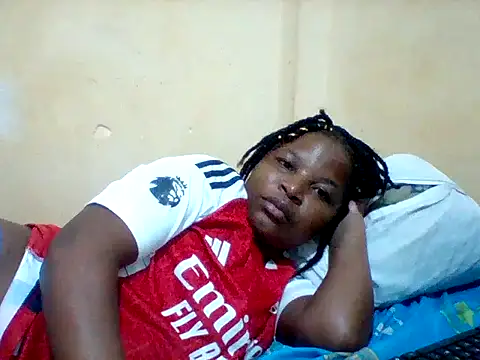 Snapshot of Camilla-Sweets chatting on 17, 5, 2026 Camilla-Sweets online show from 17, 5, 2026