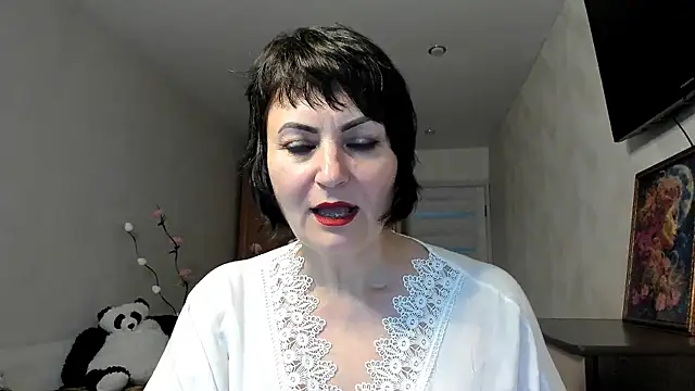 Snapshot of Helen_Beller chatting on 21, 5, 2026 Helen Beller online show from 21, 5, 2026
