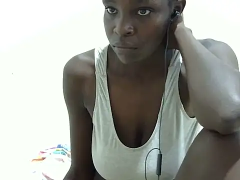 Snapshot of sweet_petite254 chatting on 15, 6, 2026 sweet petite254 online show from 15, 6, 2026