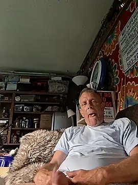 Snapshot of truckdawg2023 chatting on 22, 6, 2026 truckdawg2023 online show from 22, 6, 2026