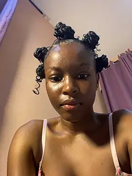 Snapshot of SassyPaulette chatting on 26, 6, 2026 SassyPaulette online show from 26, 6, 2026