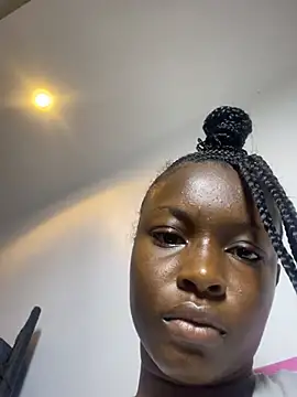 Snapshot of SassyPaulette chatting on 23, 5, 2026 SassyPaulette online show from 23, 5, 2026