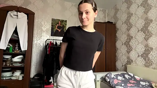 Snapshot of MarlynSiefkes chatting on 3, 6, 2026 MarlynSiefkes online show from 3, 6, 2026