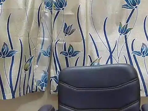 Snapshot of BabyQueen23 chatting on 7, 6, 2026 BabyQueen23 online show from 7, 6, 2026