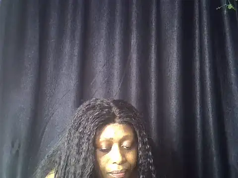 Snapshot of Luna_en_Gee chatting on 30, 5, 2026 Luna en Gee online show from 30, 5, 2026