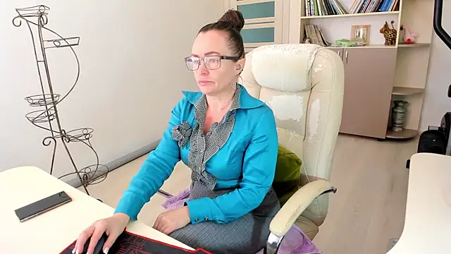 Vika73 online show from 13, 11, 2025