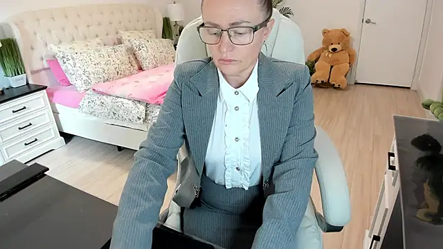 Vika73 online show from 20, 10, 2025