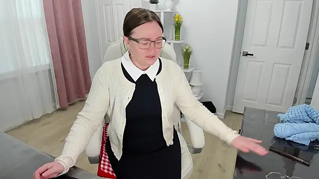 Vika73 online show from 26, 2, 2025