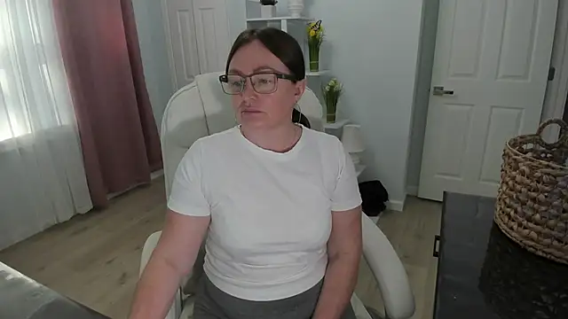 Vika73 online show from 1, 3, 2025