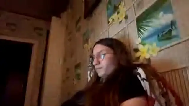 Snapshot of SparkleJebb chatting on 20, 6, 2026 SparkleJebb online show from 20, 6, 2026