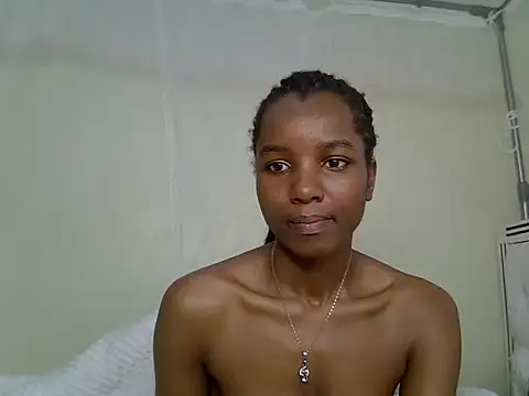 Snapshot of Sexy_vylsa chatting on 20, 5, 2026 Sexy vylsa online show from 20, 5, 2026