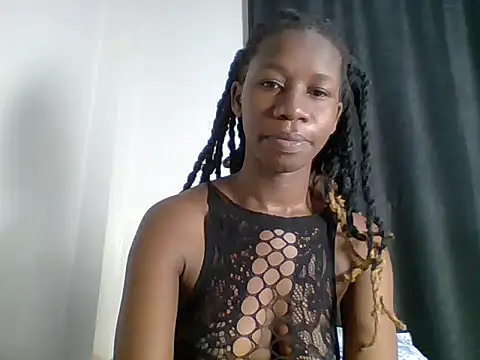 Snapshot of kee_vigin chatting on 3, 6, 2026 kee vigin online show from 3, 6, 2026