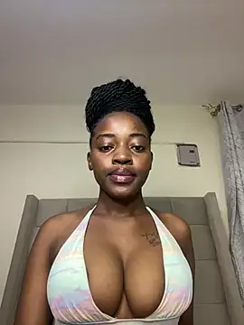 Snapshot of pretty_miss12 chatting on 21, 7, 2026 pretty miss12 online show from 21, 7, 2026