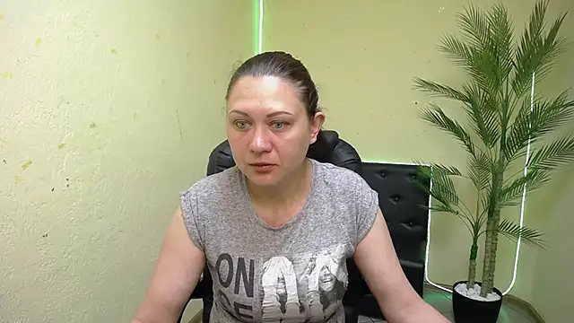 MorticiaAngel online show from 25, 5, 2026