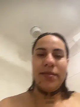 MadisonYoung000 online show from 18, 6, 2026