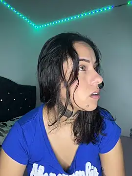 MadisonYoung000 online show from 2, 6, 2026