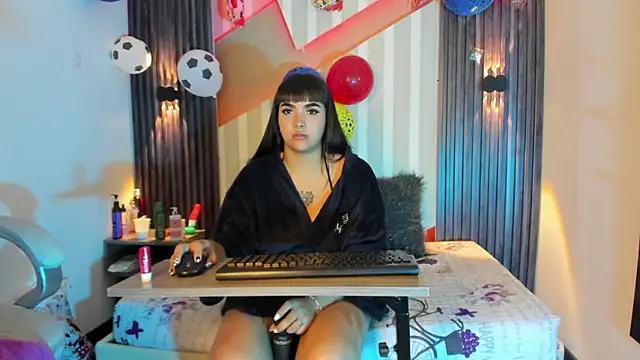 MadisonYoung000 online show from 30, 6, 2026