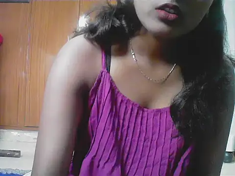 Snapshot of Diana_Penty chatting on 31, 5, 2026 Diana Penty online show from 31, 5, 2026