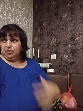 Snapshot of LisichkaOksana chatting on 2, 6, 2026 LisichkaOksana online show from 2, 6, 2026