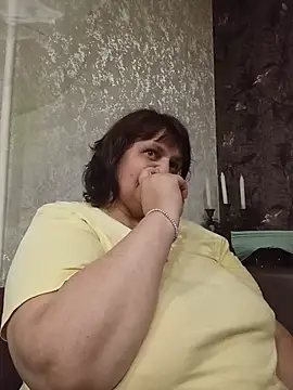 Snapshot of LisichkaOksana chatting on 2, 7, 2026 LisichkaOksana online show from 2, 7, 2026