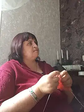 Snapshot of LisichkaOksana chatting on 3, 6, 2026 LisichkaOksana online show from 3, 6, 2026