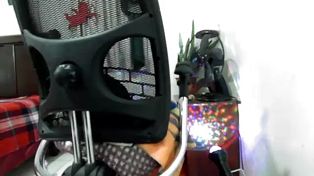 Snapshot of jenny_milf69 chatting on 14, 10, 2025 jenny milf69 online show from 14, 10, 2025