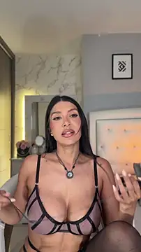 Snapshot of Anny_Honeey chatting on 3, 6, 2026 Anny Honeey online show from 3, 6, 2026